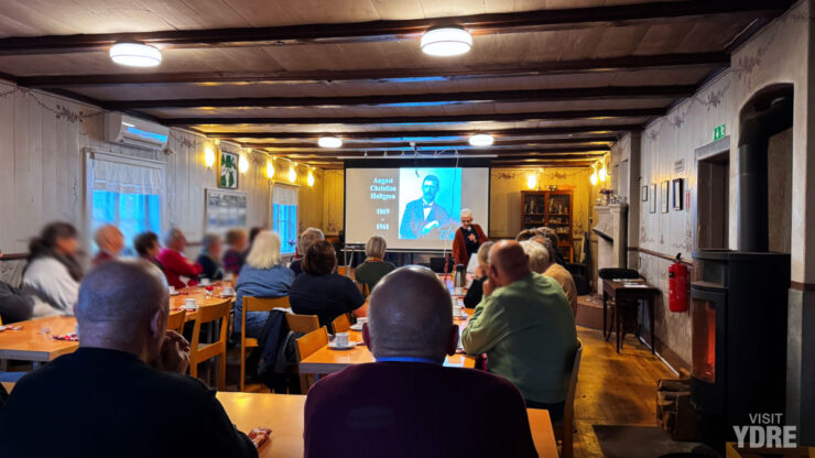 Föreläsning om fotografen August Christian Hultgren i Norra Vi | VISIT YDRE