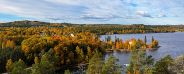 Norra Vi kyrkby, Norra Vi kyrka, Norra Vi socken, Ydre kommun